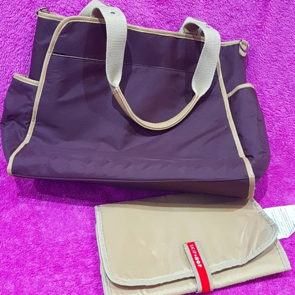 SKIP Hop Diaper Bag. Brand New. - Picture 3 of 8